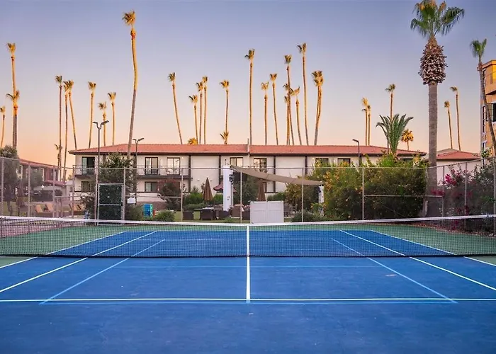 132 Fully Furnished, Amenities Galore *
