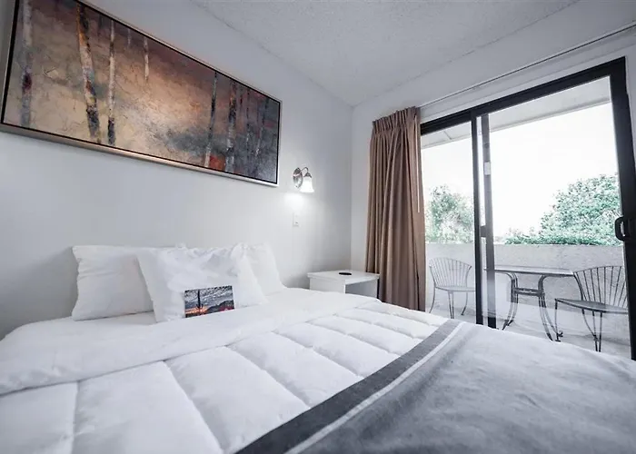 132 Fully Furnished, Amenities Galore Apartament *